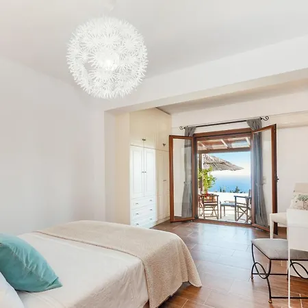 Avlaki Bay House Villa