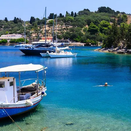 Avlaki Bay House