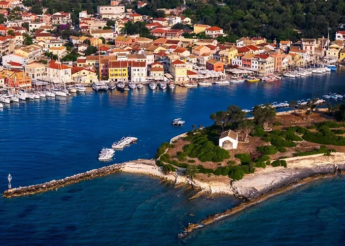 Avlaki Bay House *